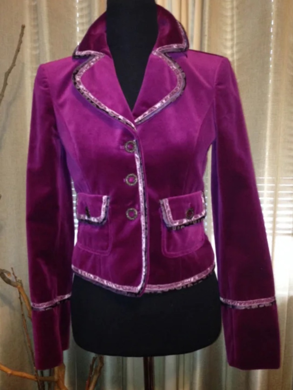 Cynthia Steffe Women's Velvet Blazer Jacket - Picture 2 of 11